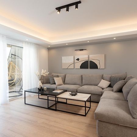 Luxury 4 Bedrooms Apartment Near Flisvos Marina Pireus Eksteriør bilde