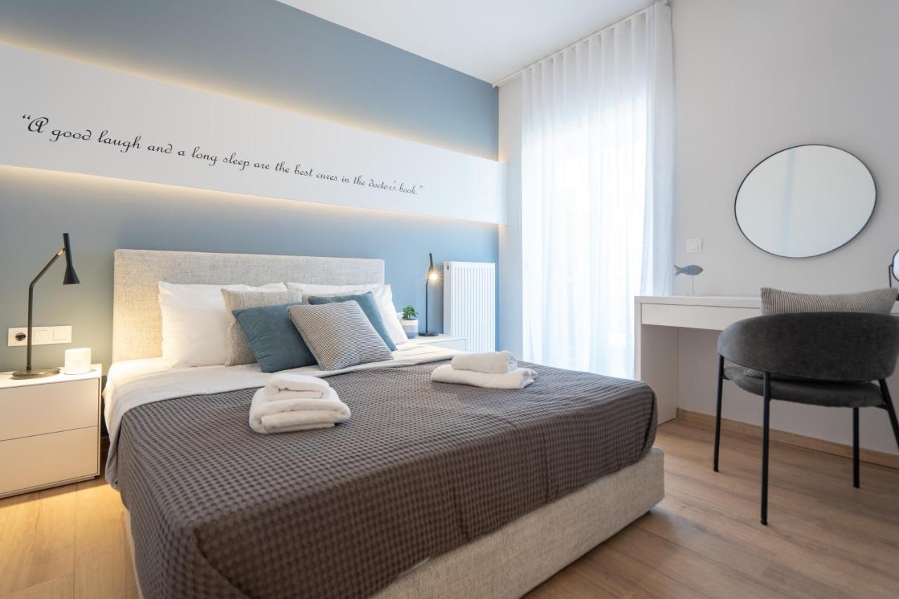 Luxury 4 Bedrooms Apartment Near Flisvos Marina Pireus Eksteriør bilde