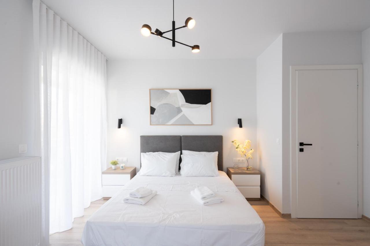Luxury 4 Bedrooms Apartment Near Flisvos Marina Pireus Eksteriør bilde