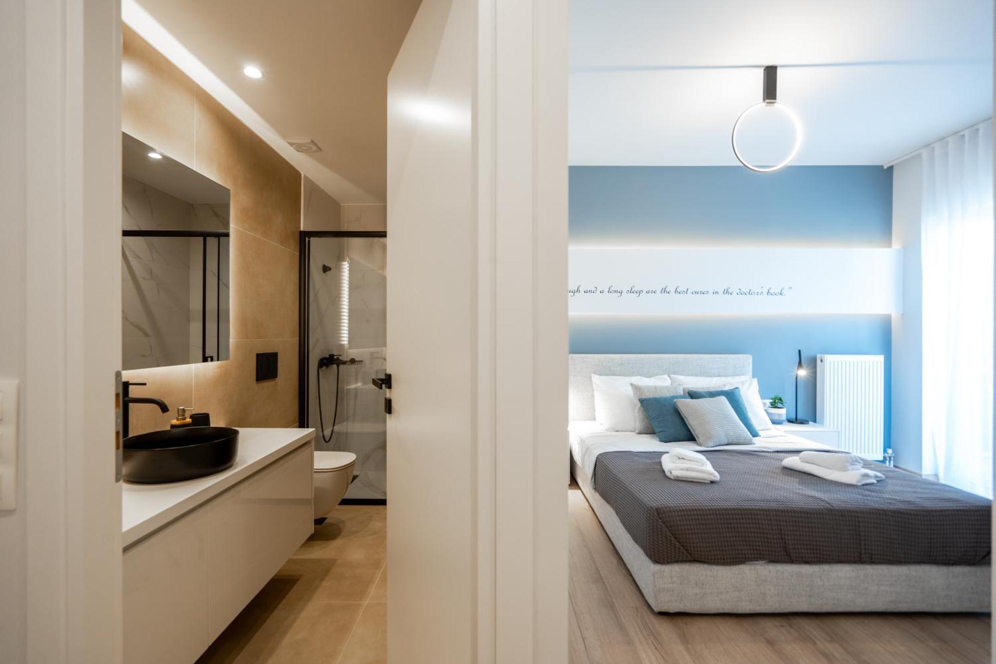 Luxury 4 Bedrooms Apartment Near Flisvos Marina Pireus Eksteriør bilde