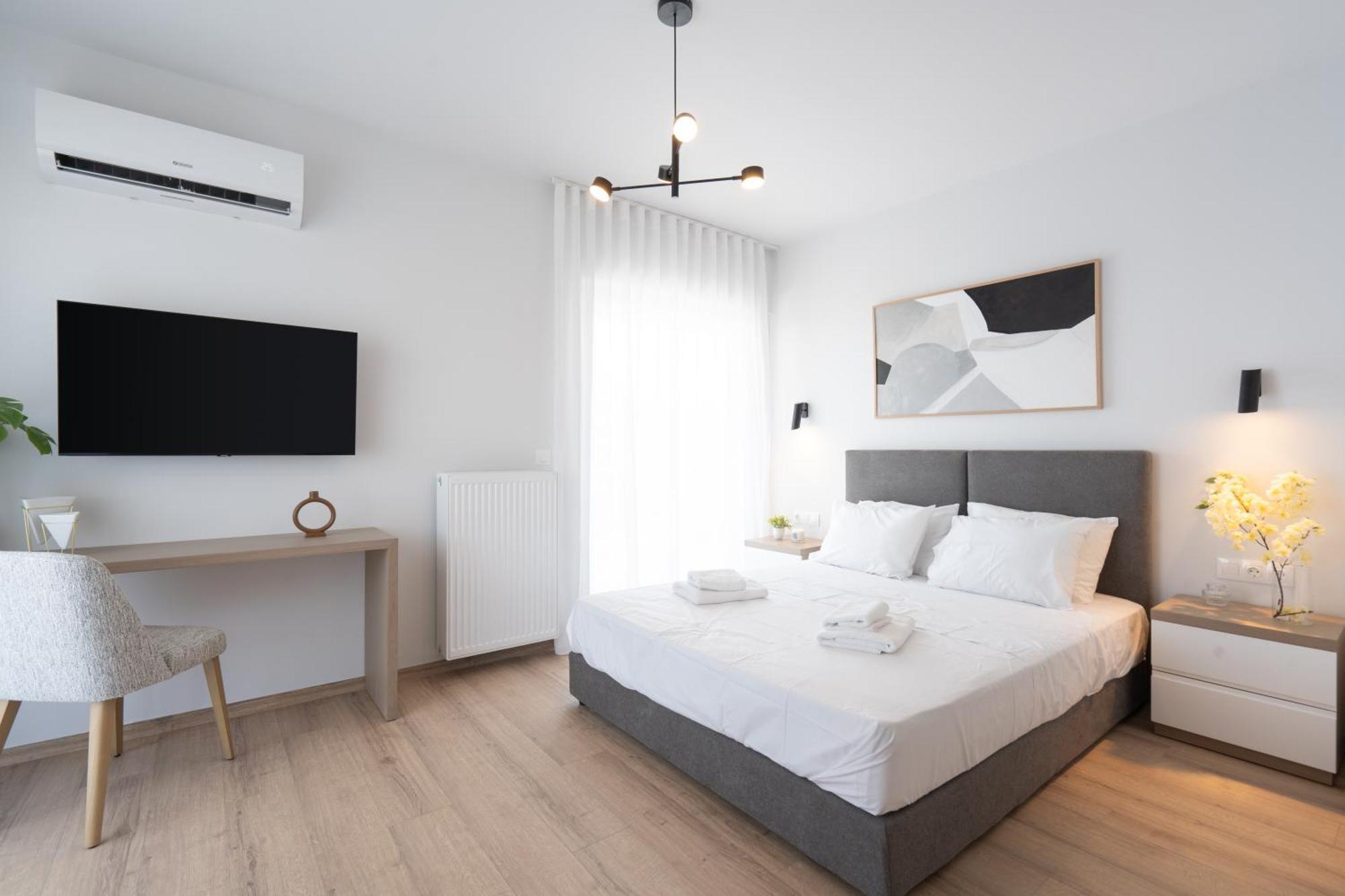 Luxury 4 Bedrooms Apartment Near Flisvos Marina Pireus Eksteriør bilde